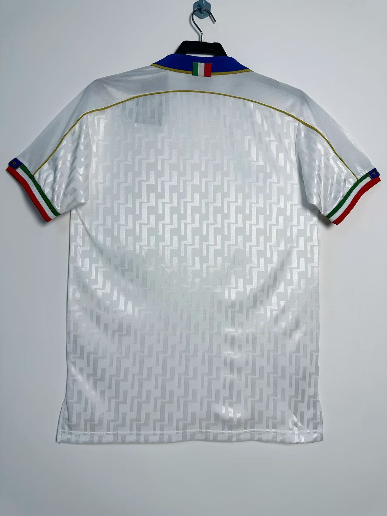 1995 away retro football shirt