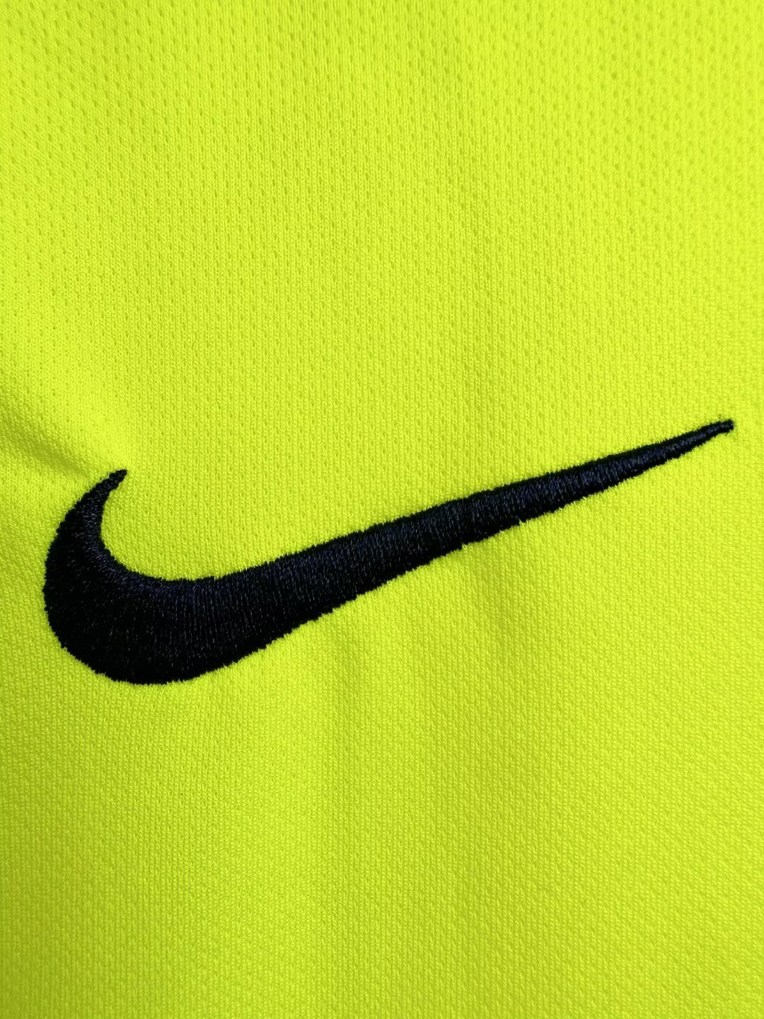 05/06 away retro football shirt