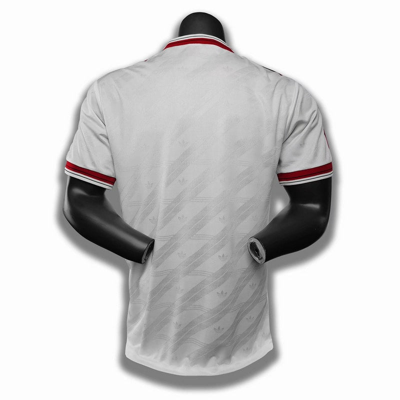 1986/88 away retro football shirt