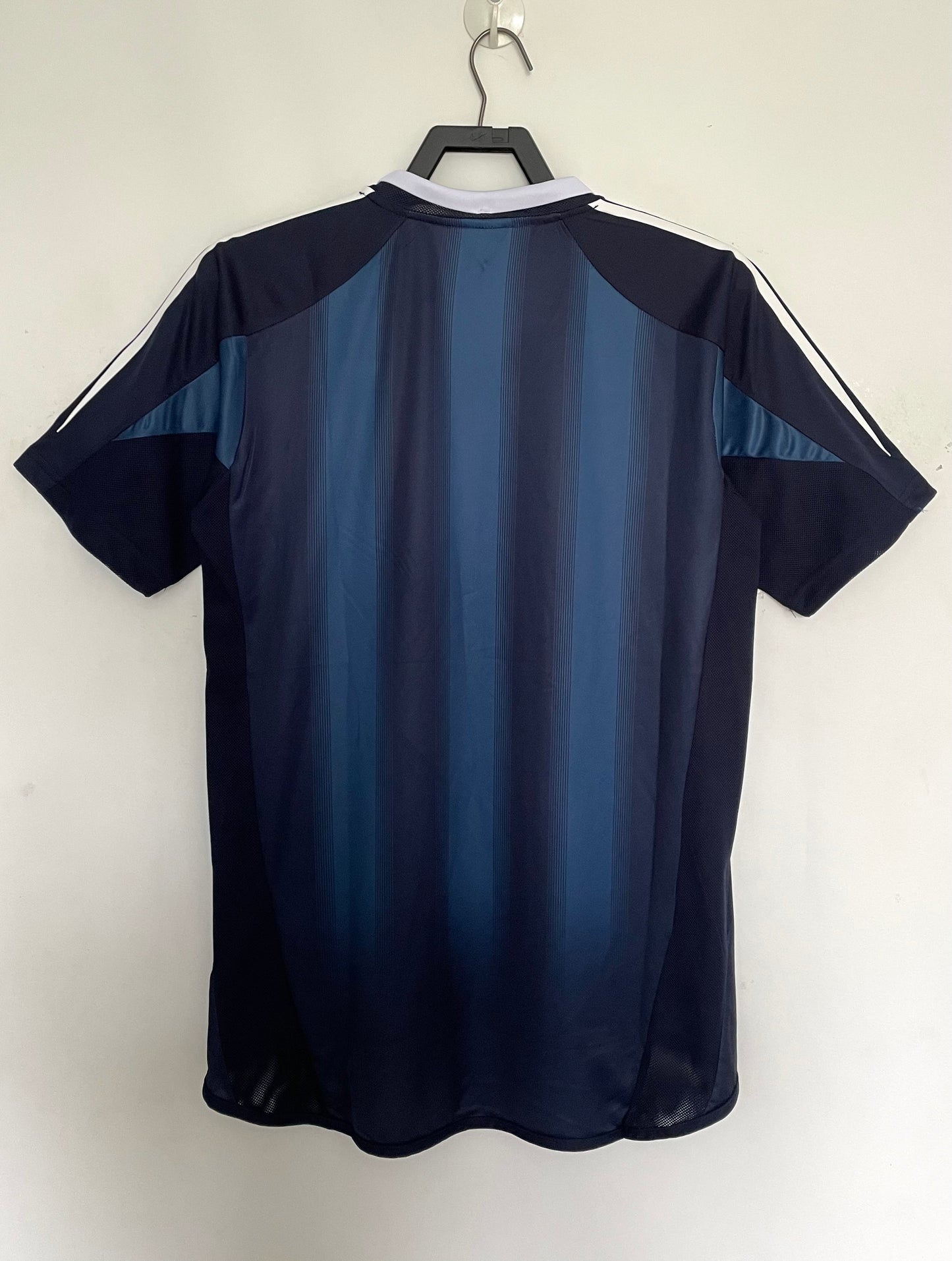 04/05 away retro football shirt