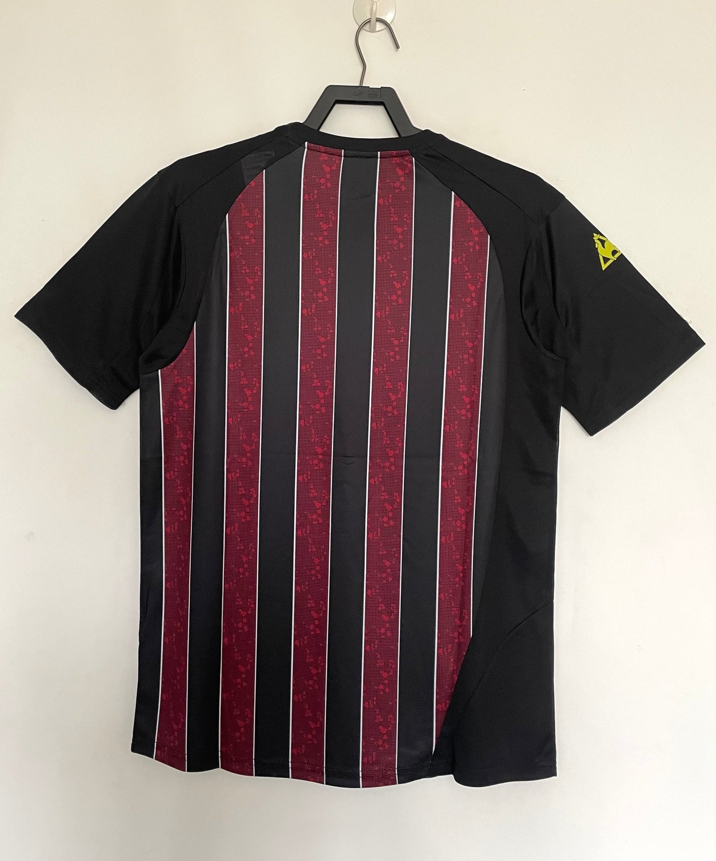 08/09 away retro football shirt