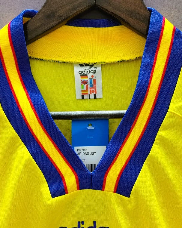 94/95 home retro football shirt