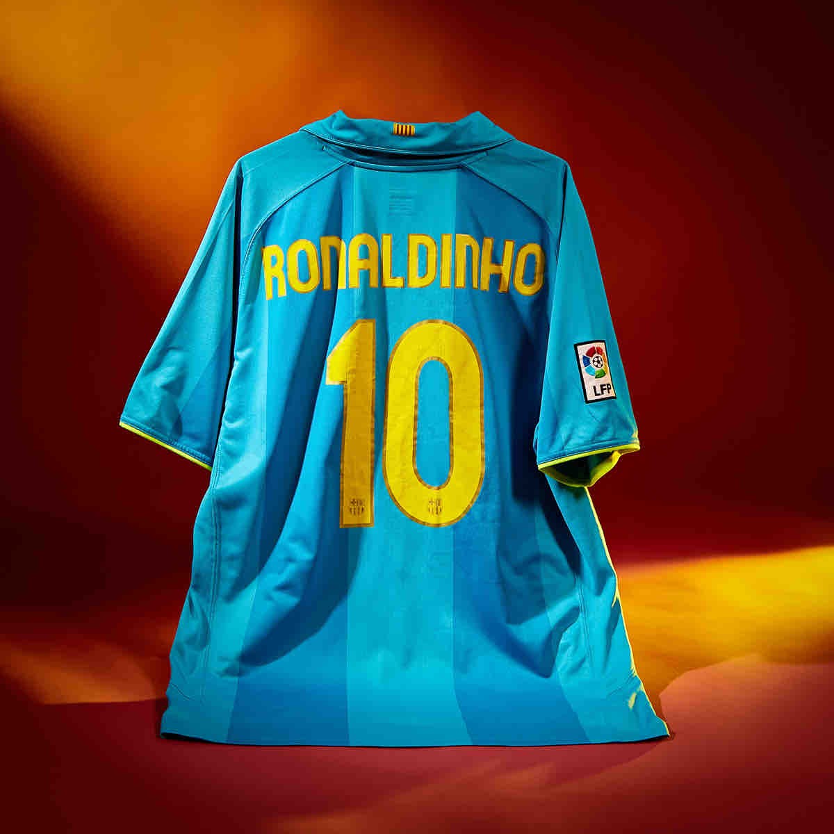 2007/08 away retro football shirt