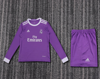 16/17 children's away football jersey