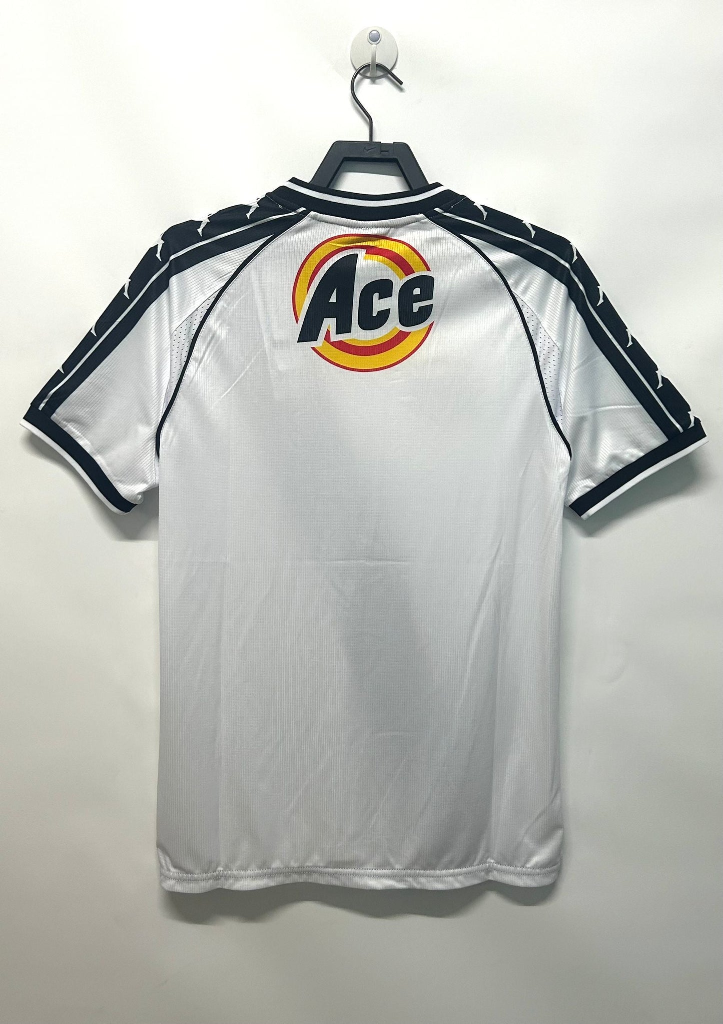 1999 away retro football shirt