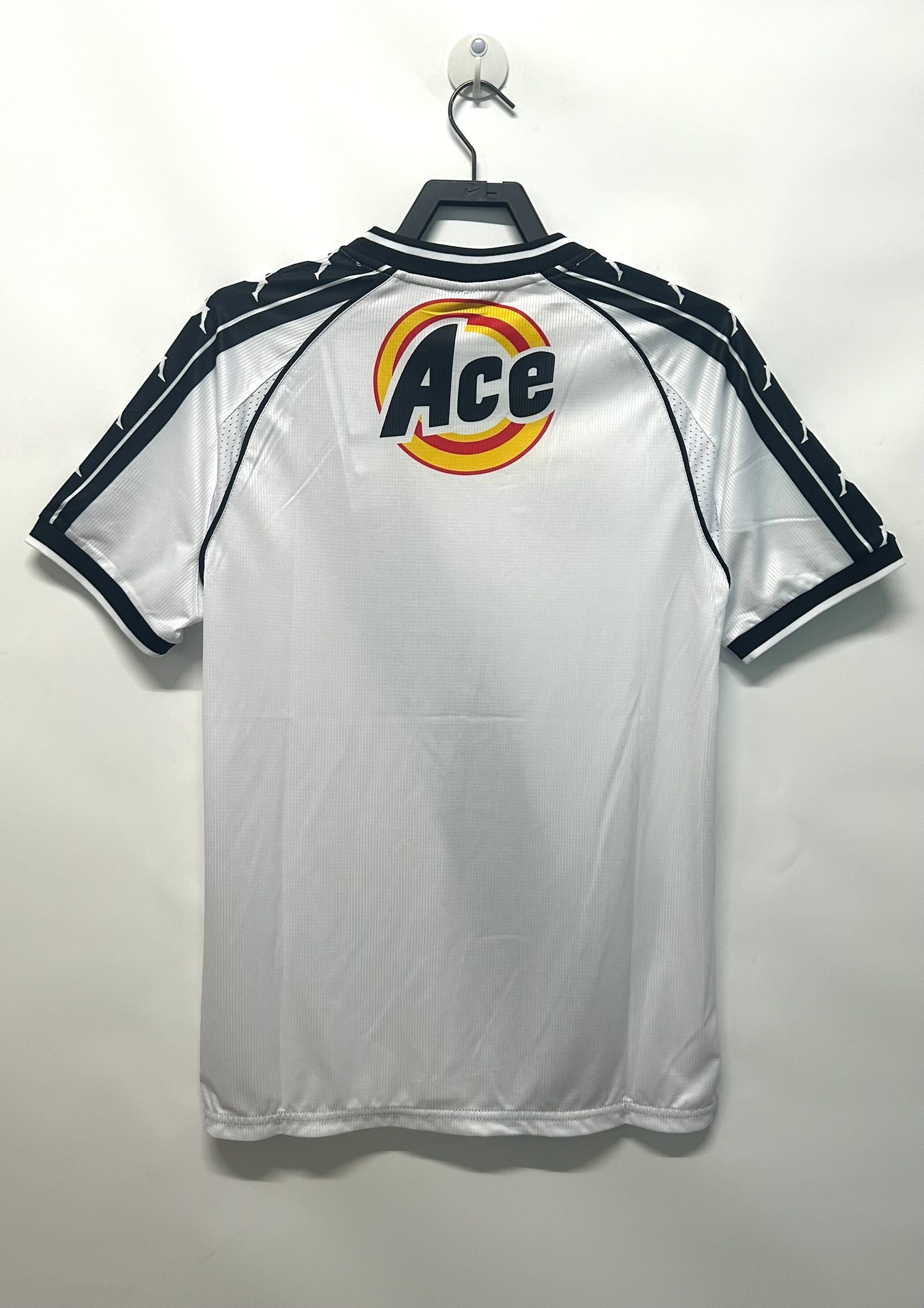 1999 away retro football shirt