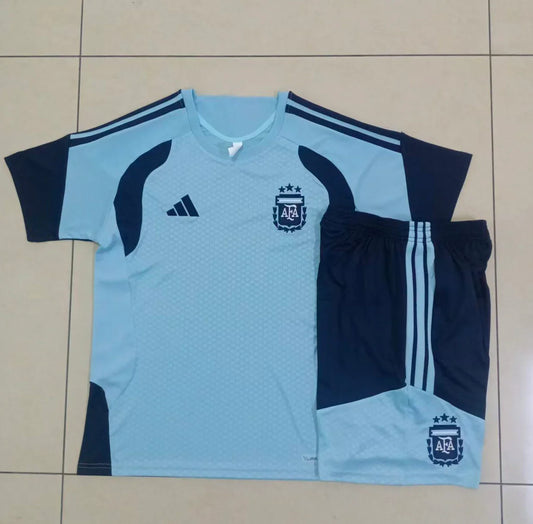 26/27 training wear