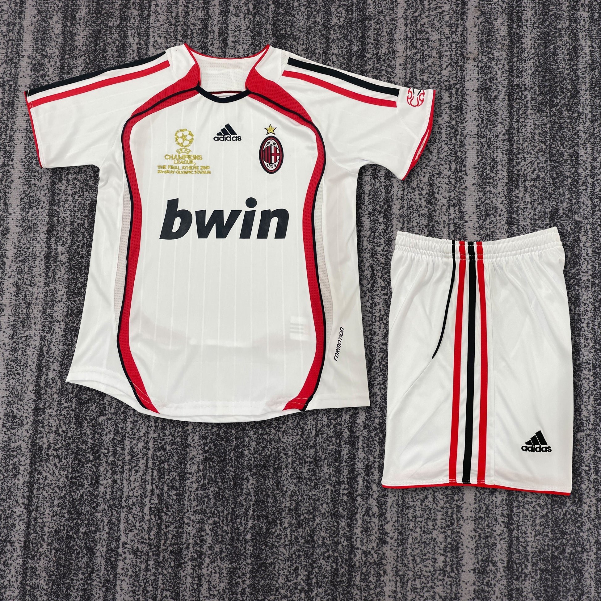 06/07 children's away football jersey