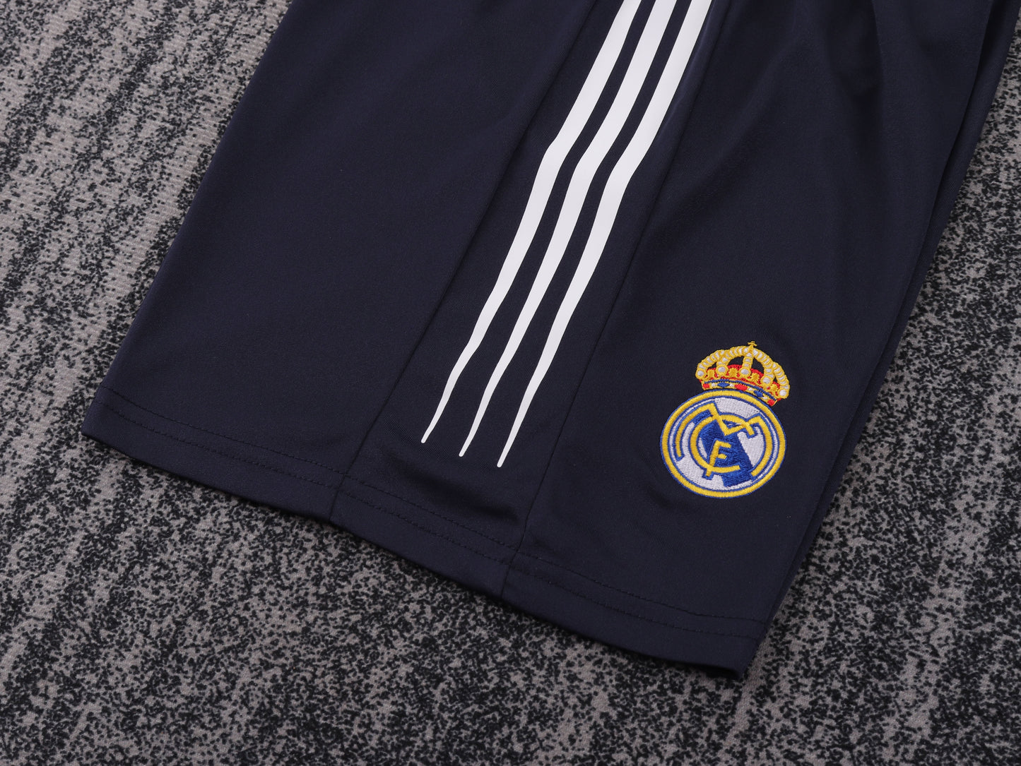 04/05 children's away football jersey