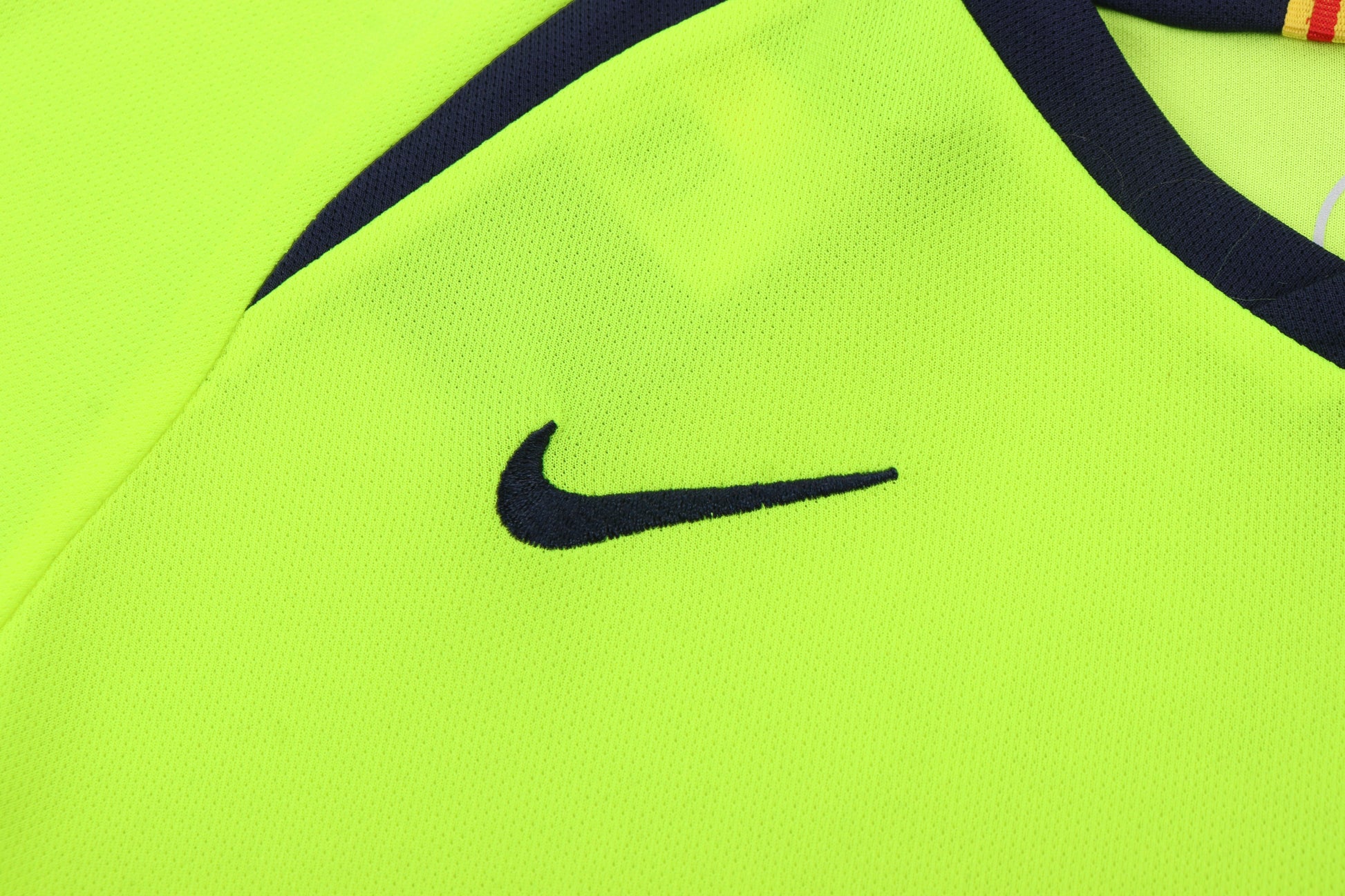 05/06 children's away football jersey