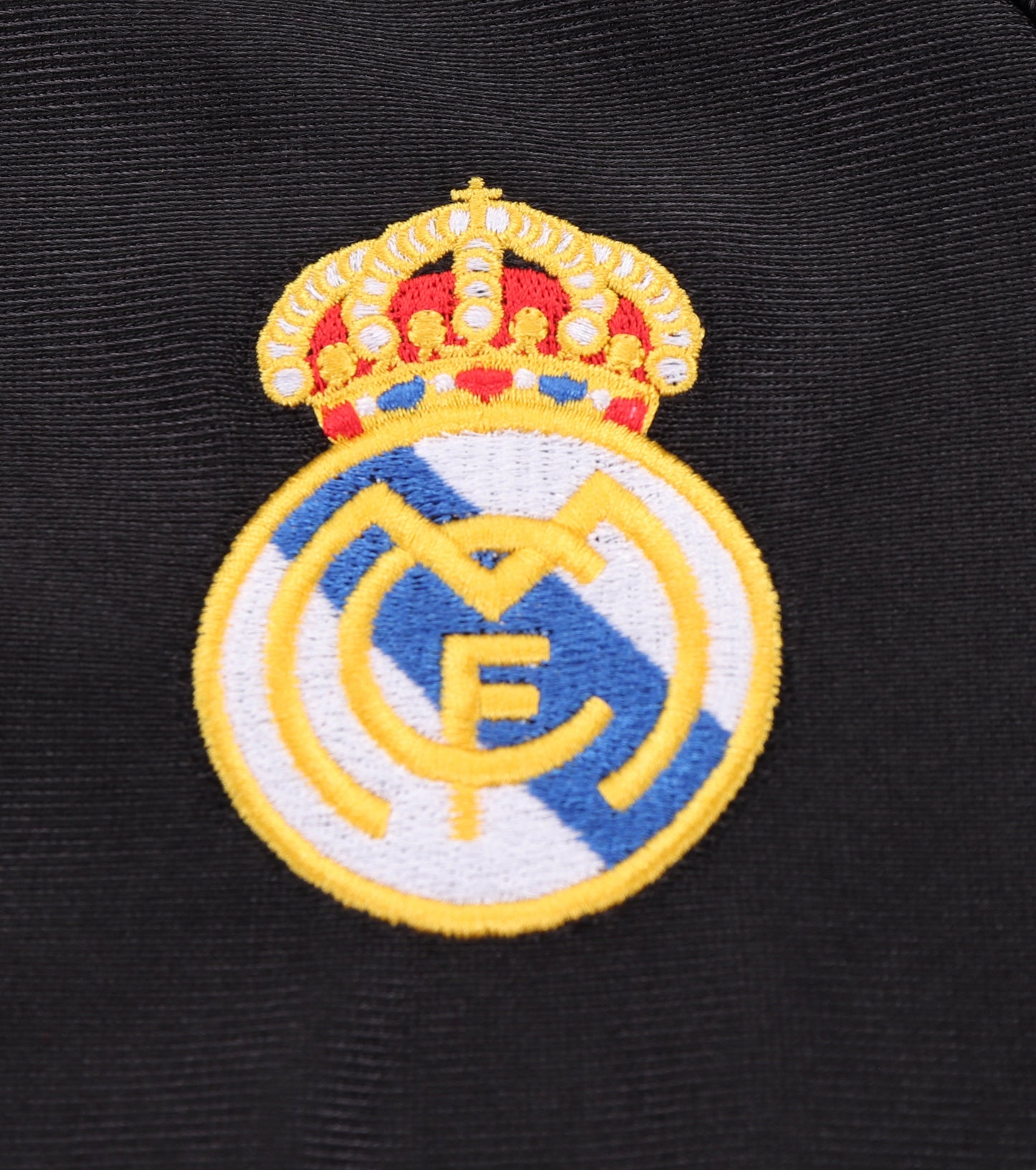00/01 children's away football jersey