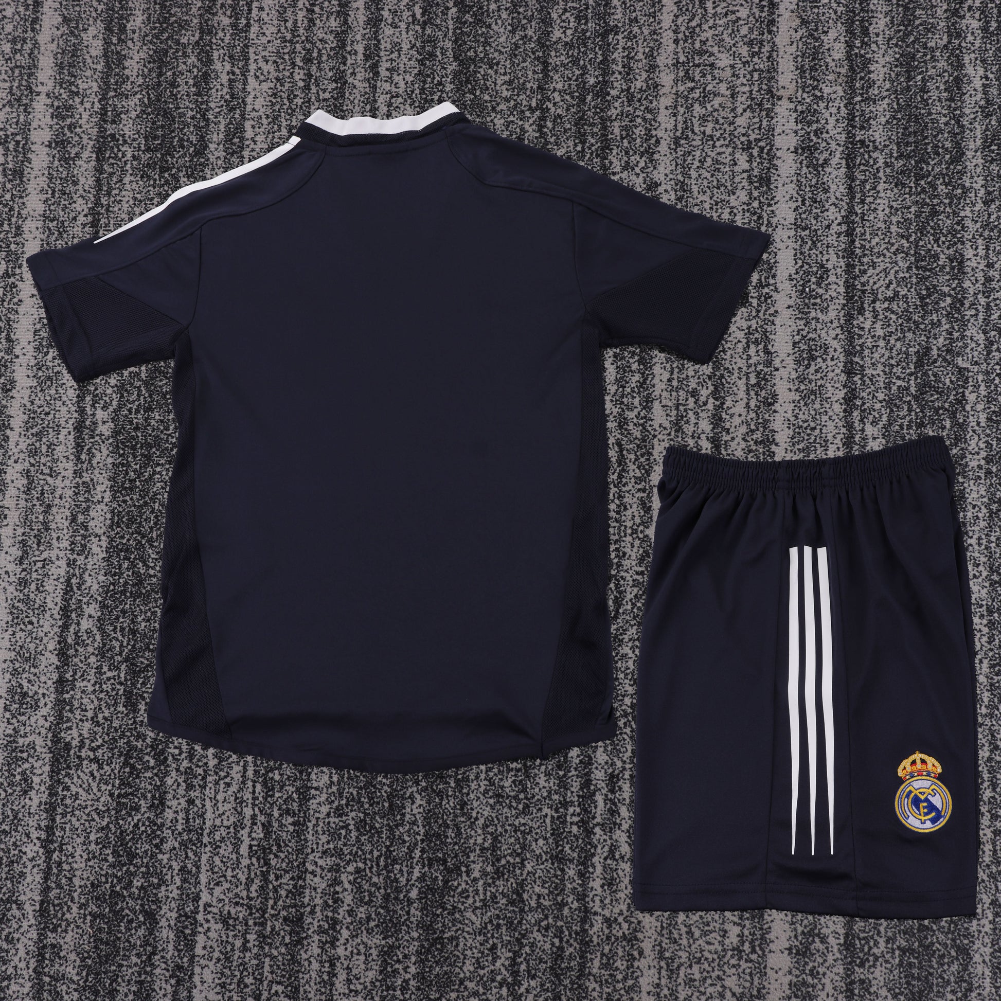 04/05 children's away football jersey