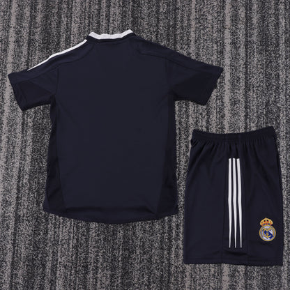 04/05 children's away football jersey