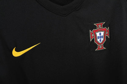 2006 away retro football shirt
