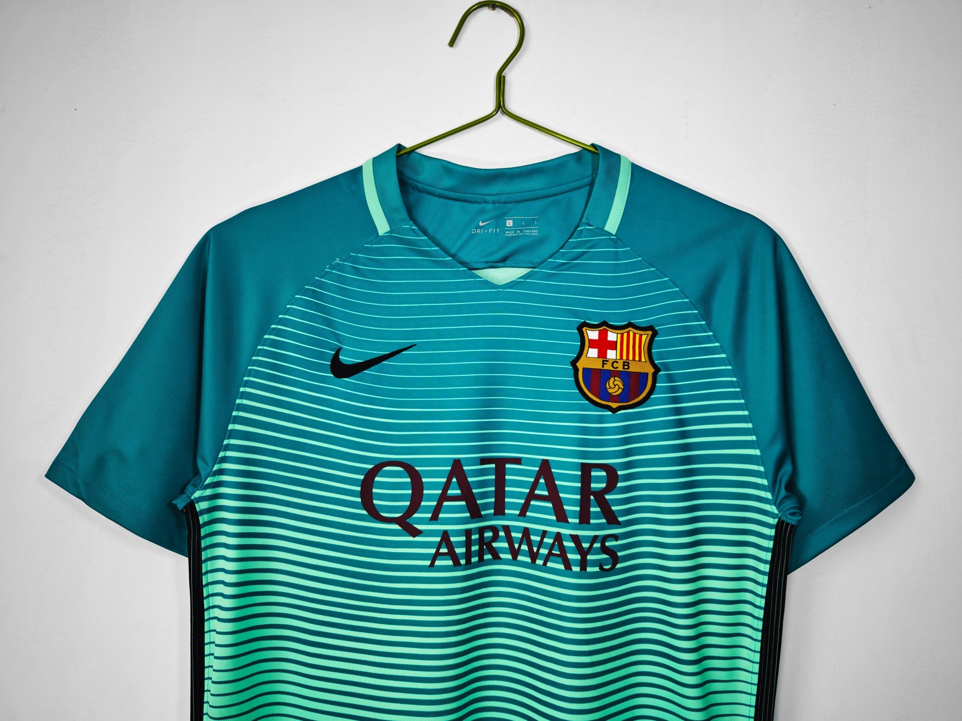 16/17 third retro football shirt