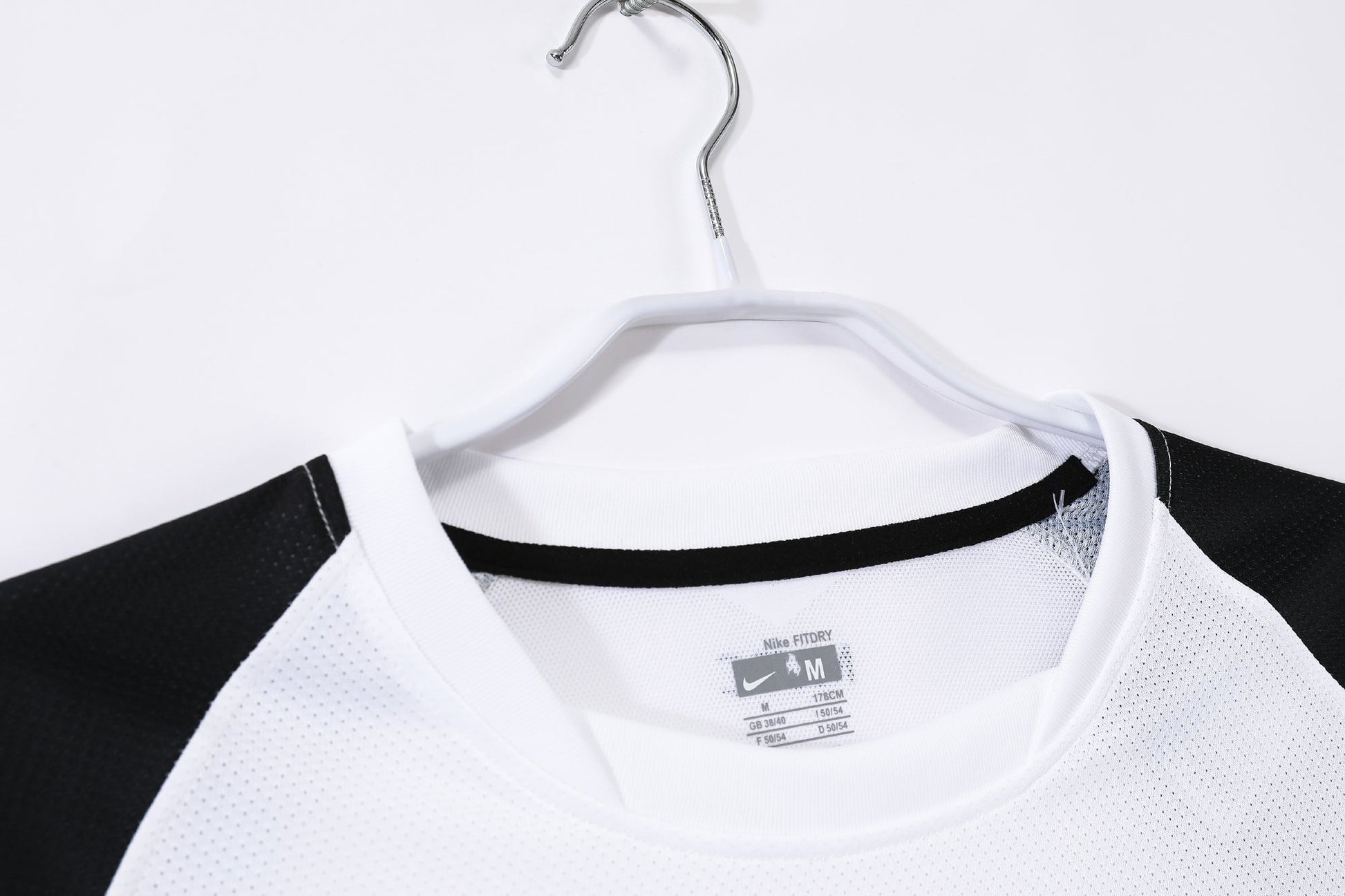 10/11 away retro football shirt