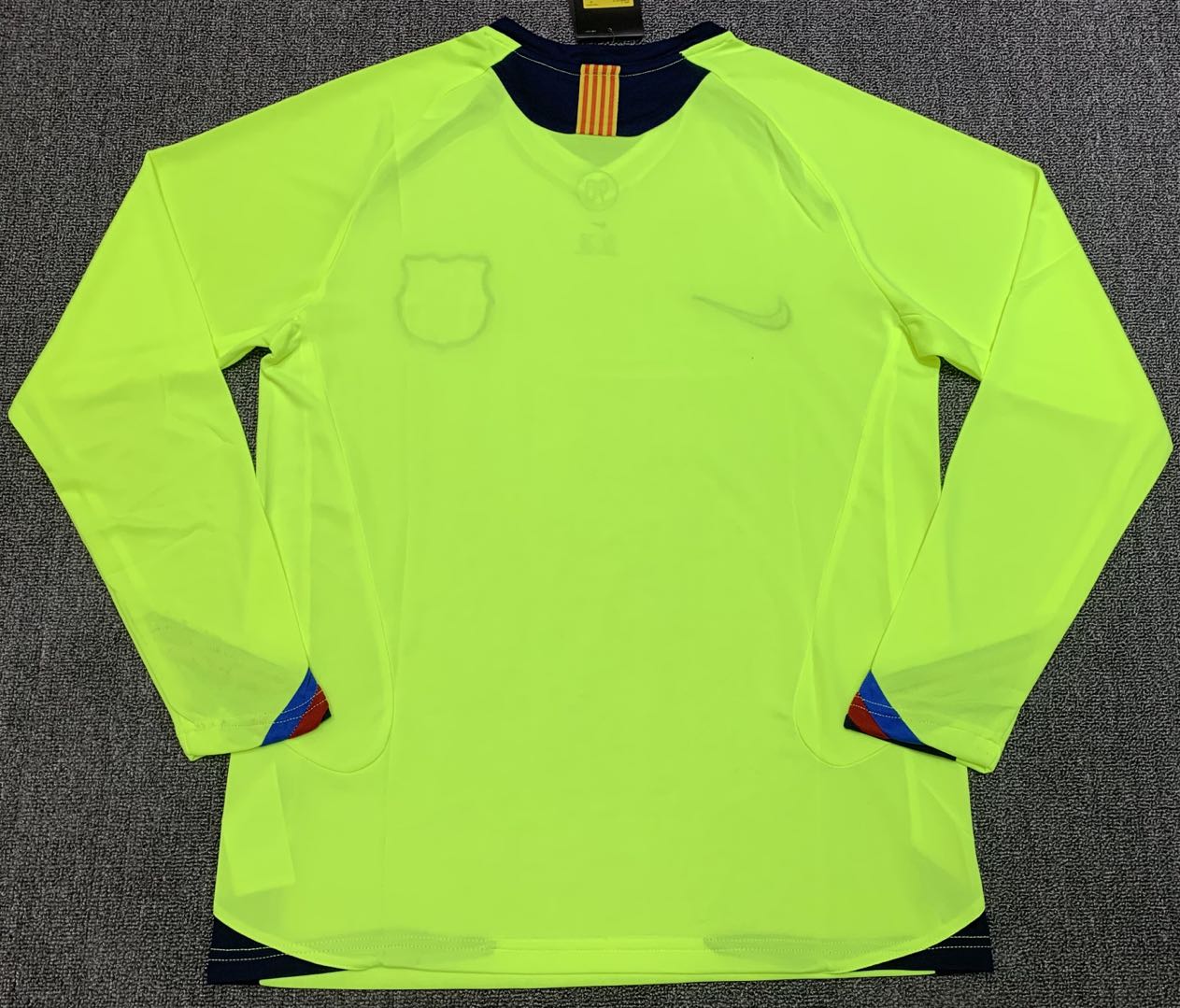 05/06 away retro football shirt