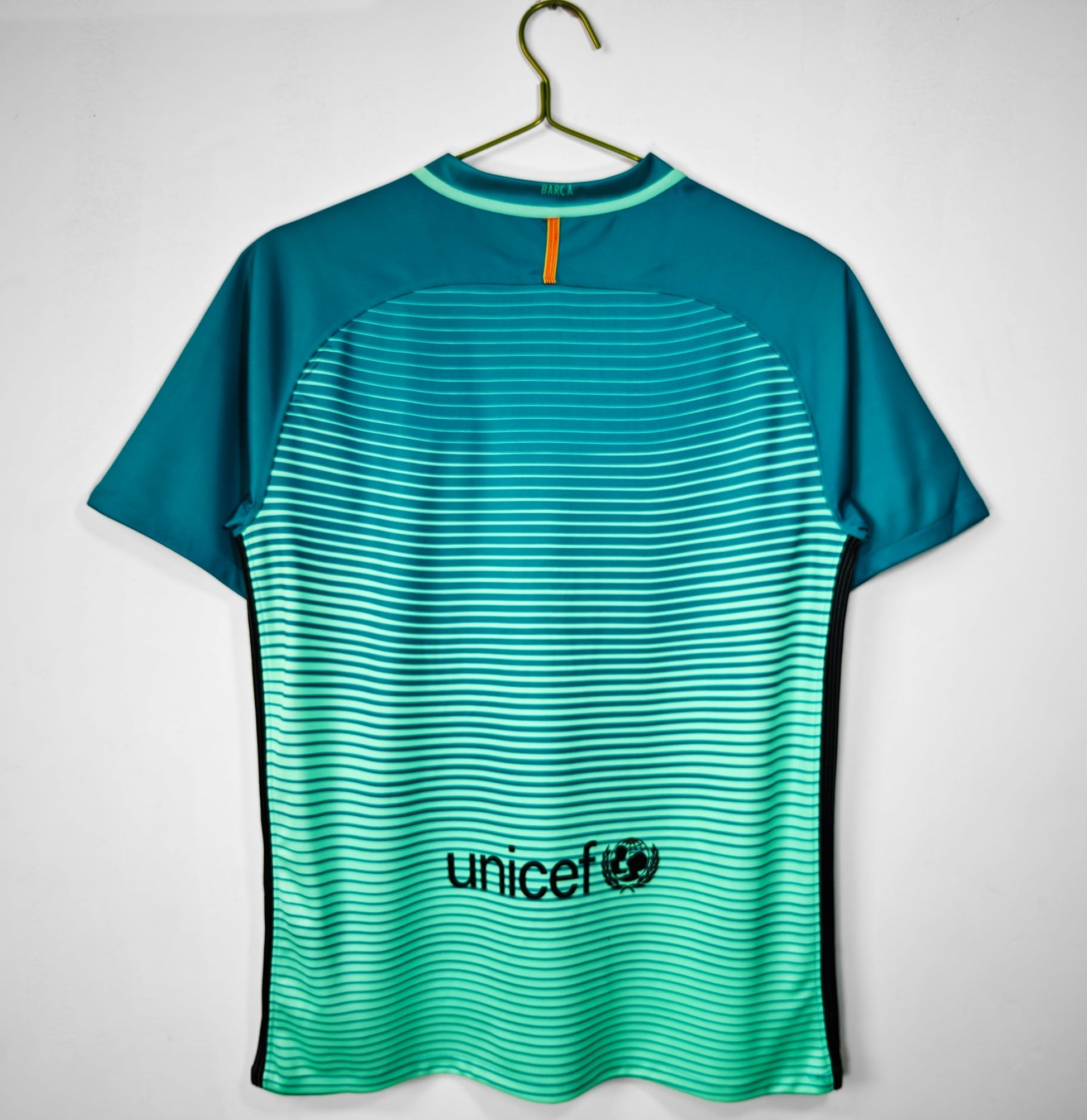16/17 third retro football shirt