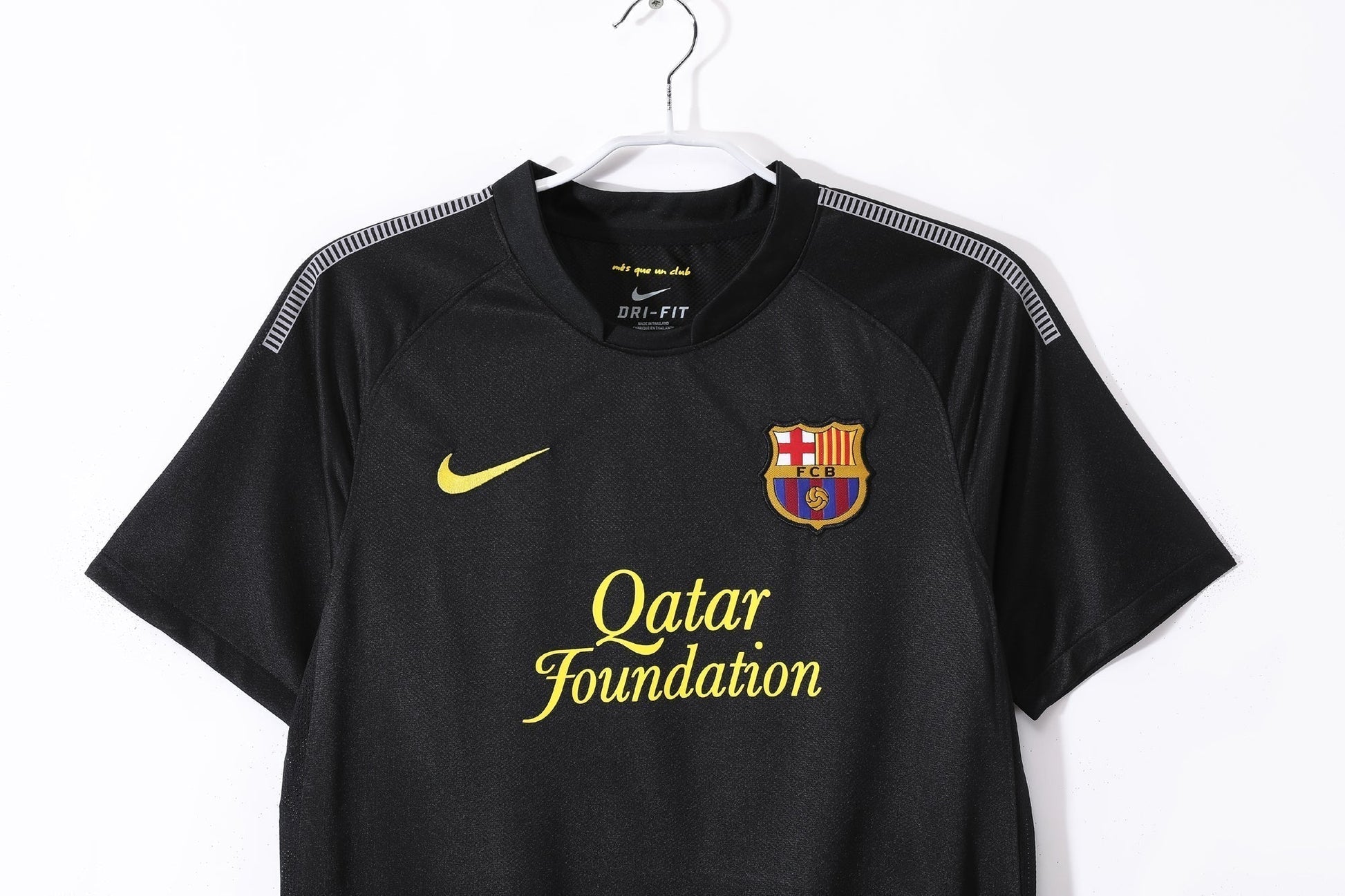 11/12 away retro football shirt