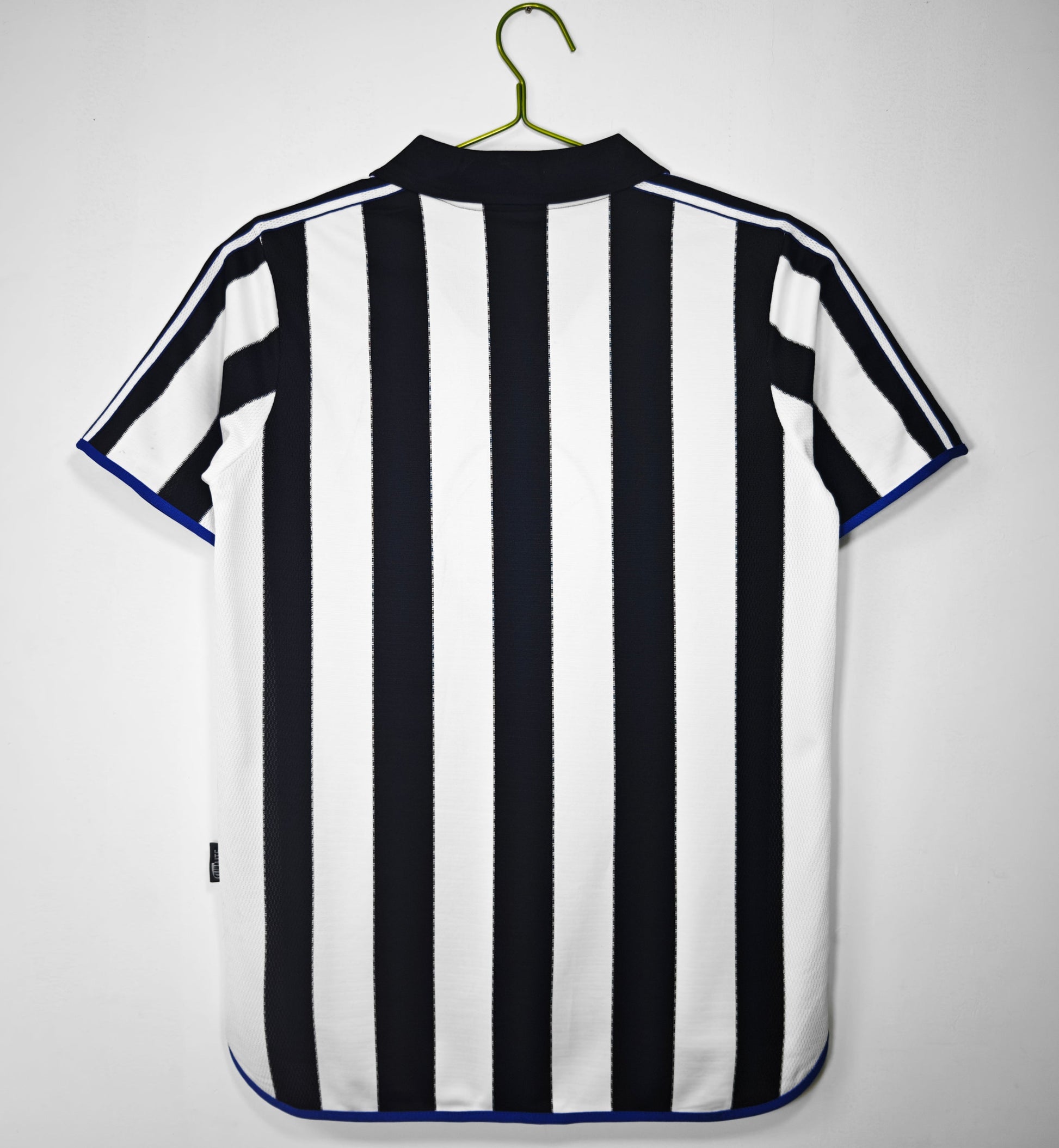 99/00 home retro football shirt