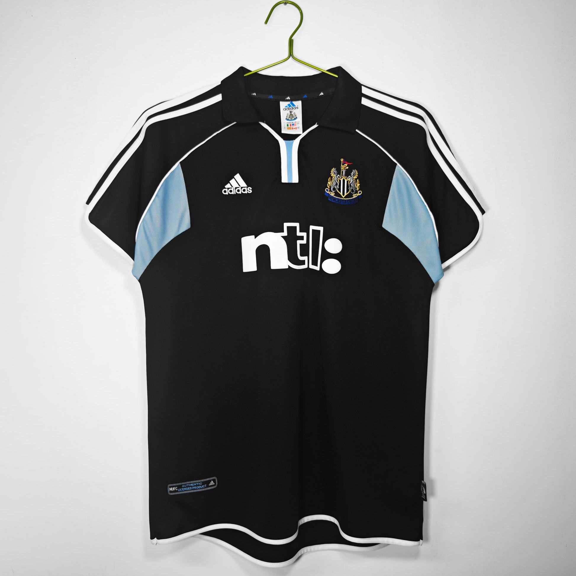 00/01 away retro football shirt