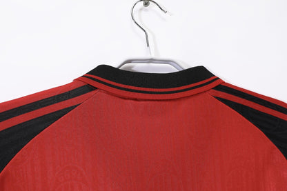 97/98 retro football shirt