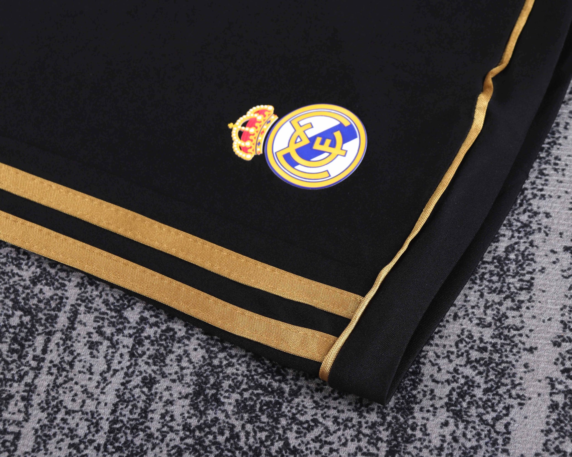 11/12 children's away football jersey