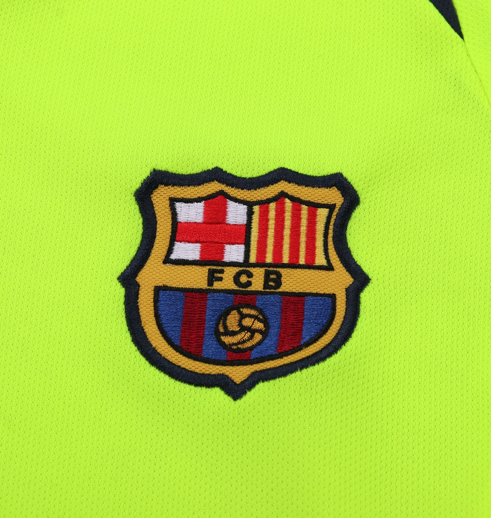 05/06 children's away football jersey