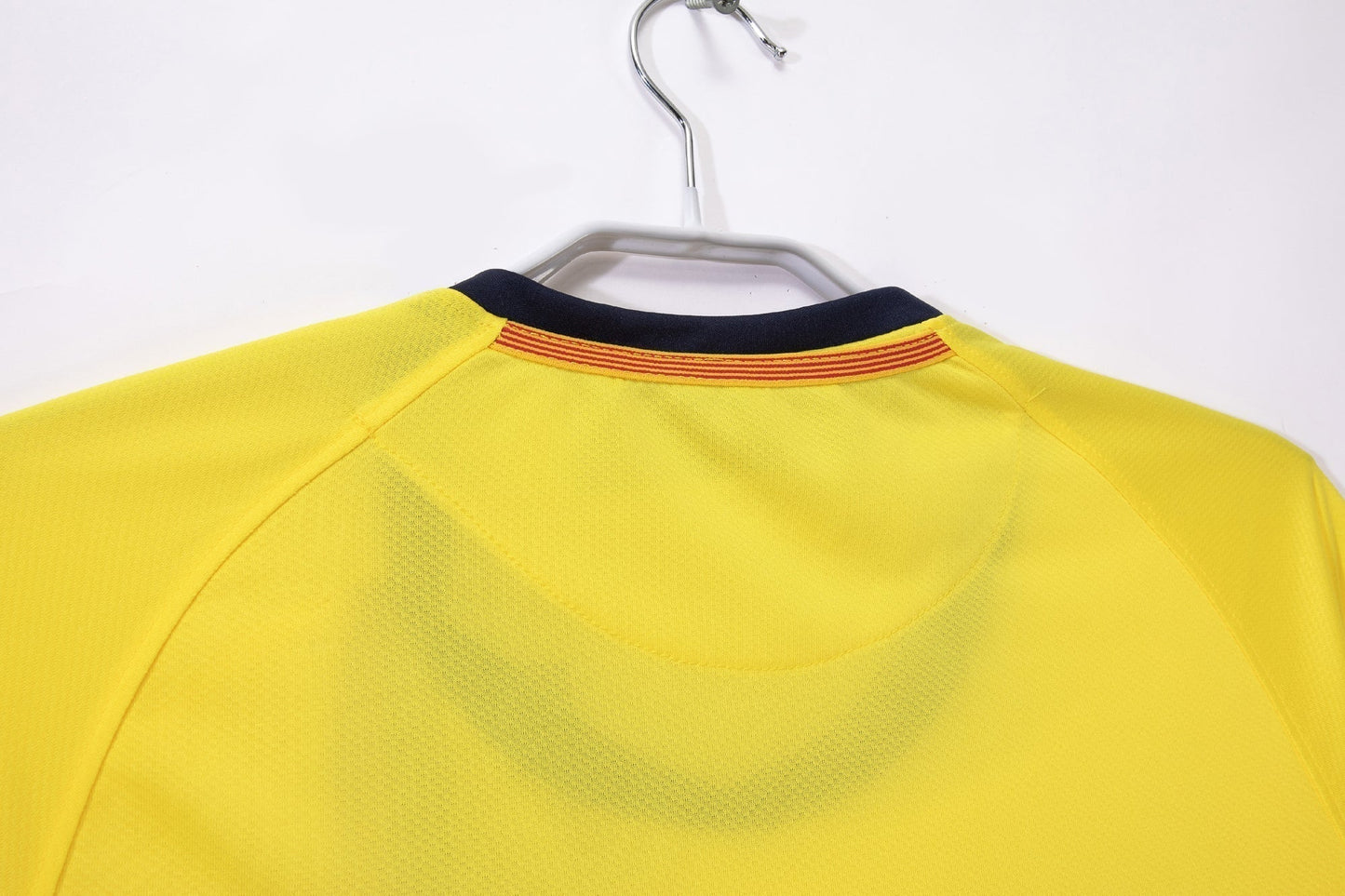 2008/09 away retro football shirt