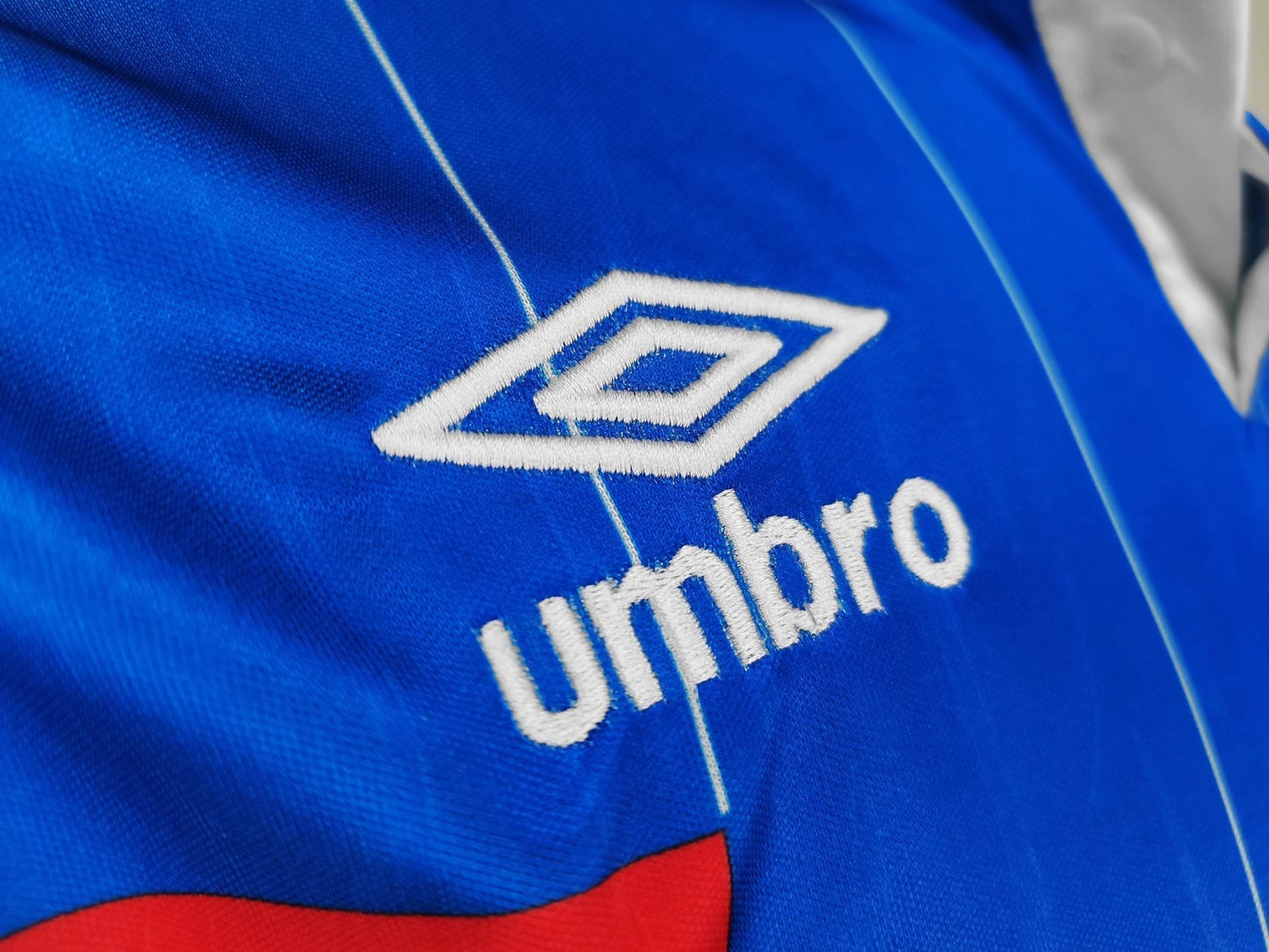 89/90 away retro football shirt