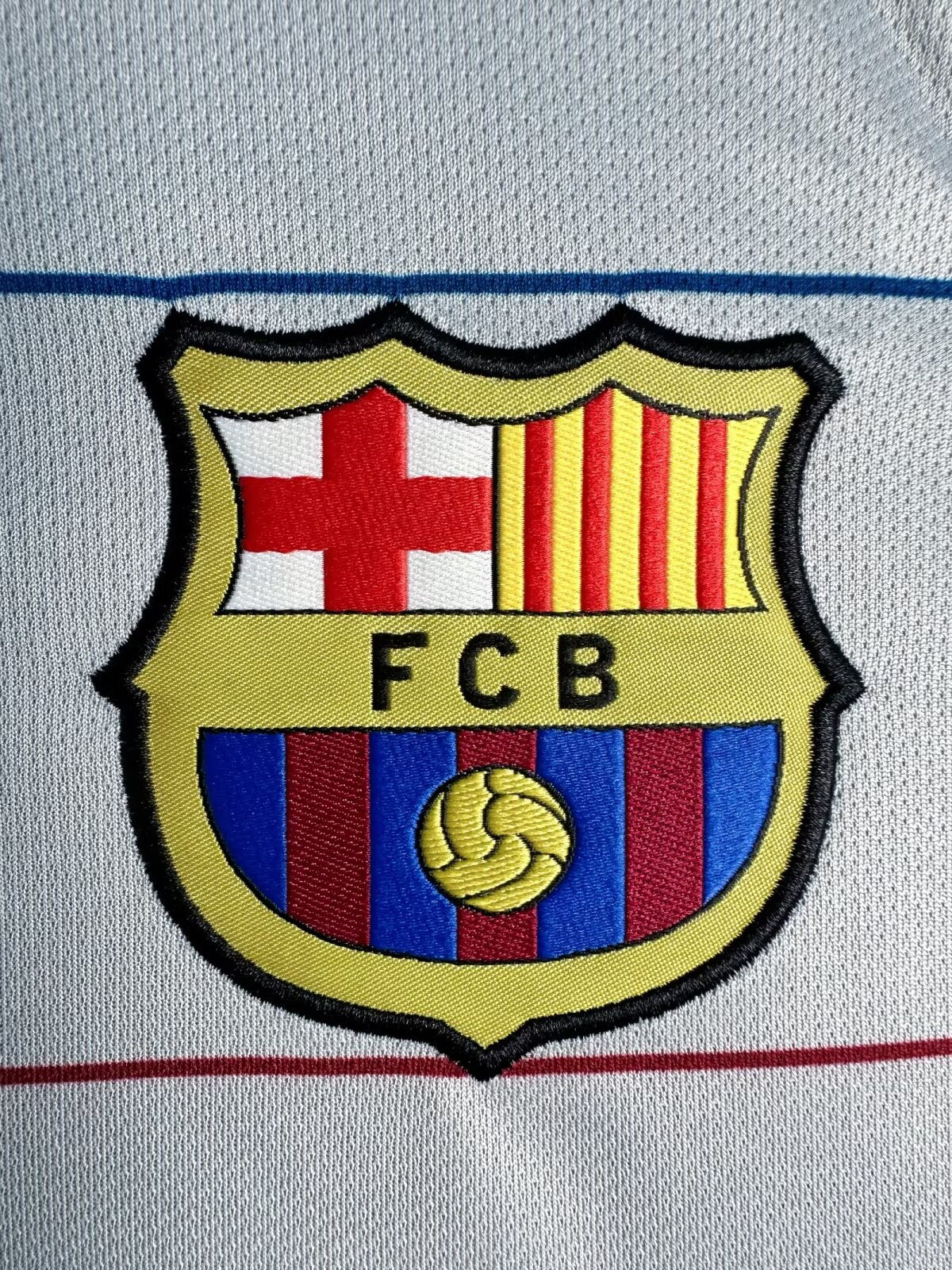 03/04 away retro football shirt