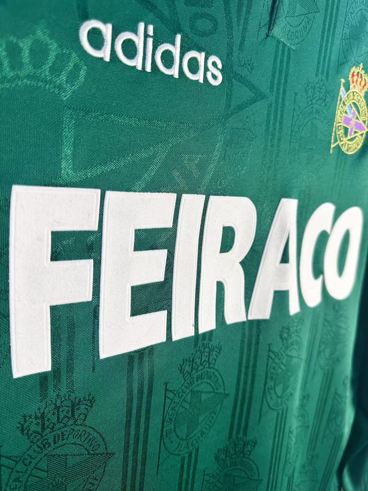 99/00 away retro football shirt