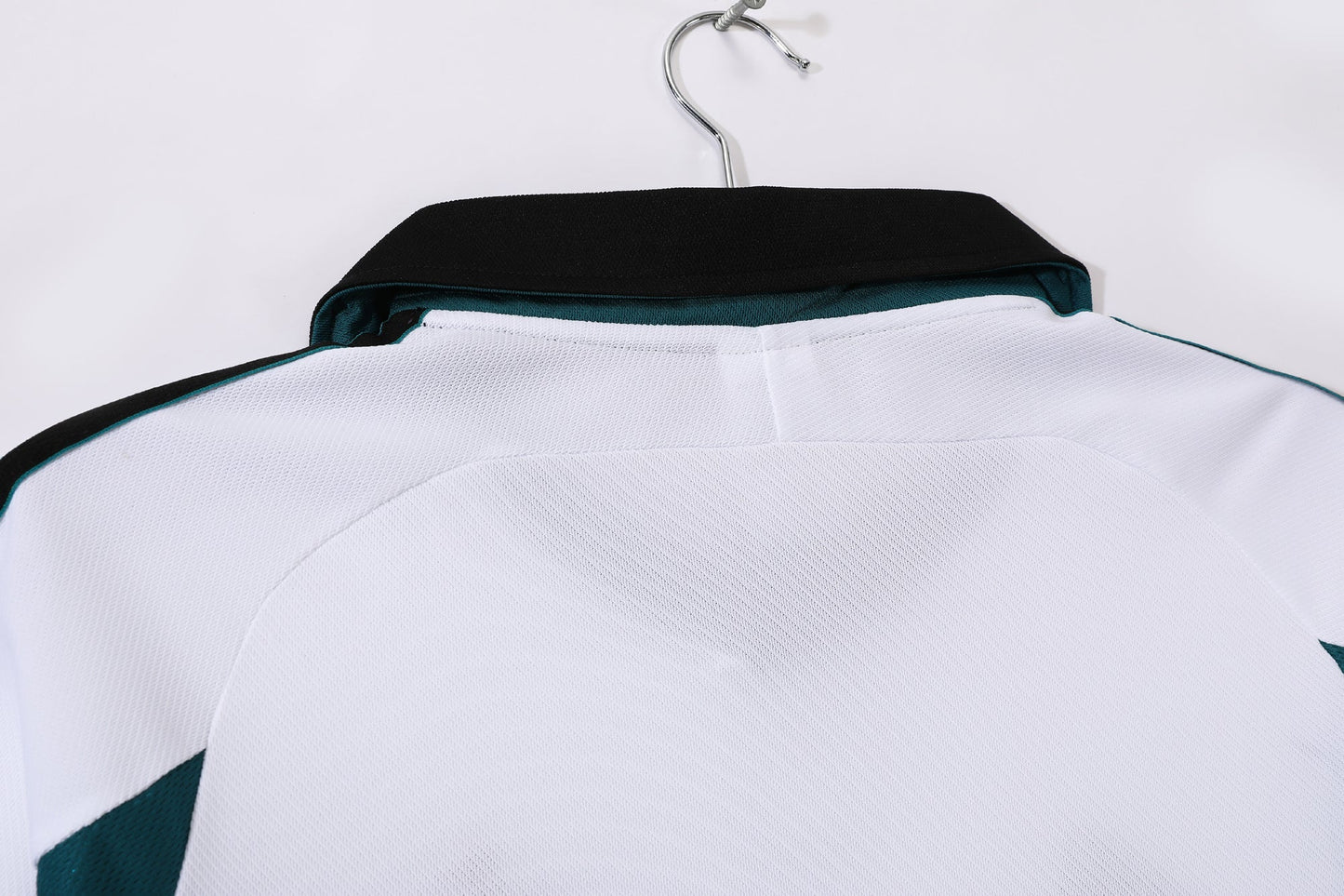 99/00 away retro football shirt