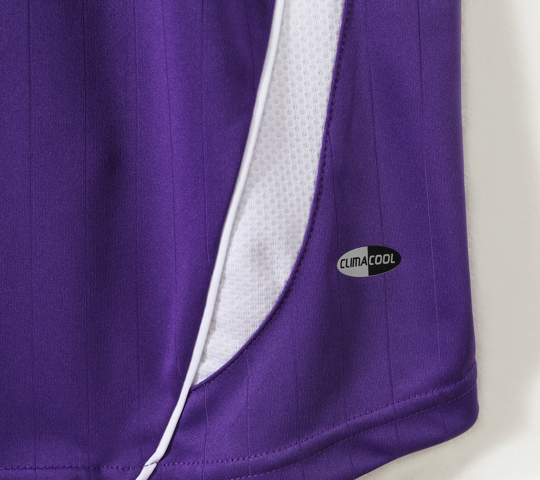 06/07 away retro football shirt