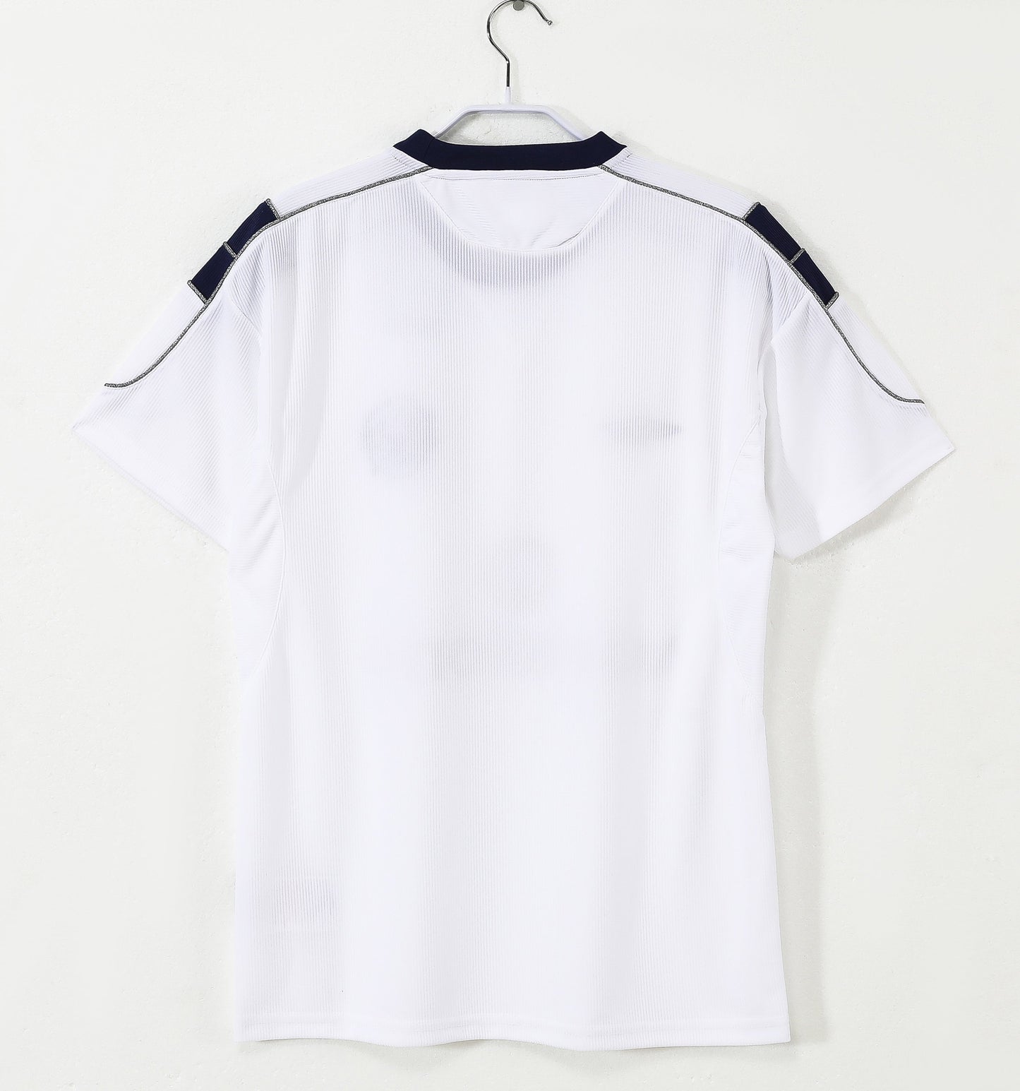 00/01 away retro football shirt