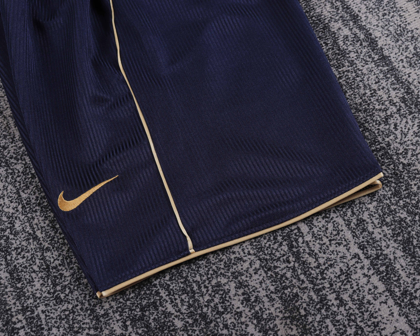 01/02 children's away football jersey