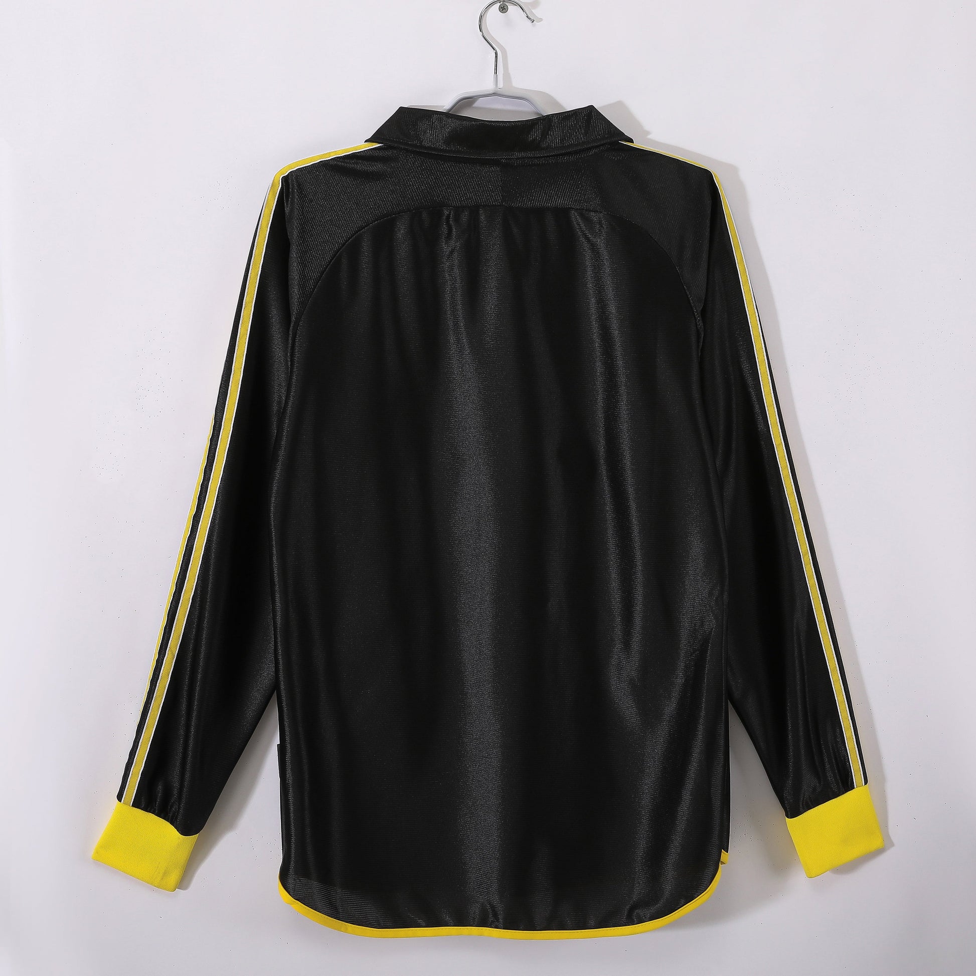 99/01 away retro football shirt