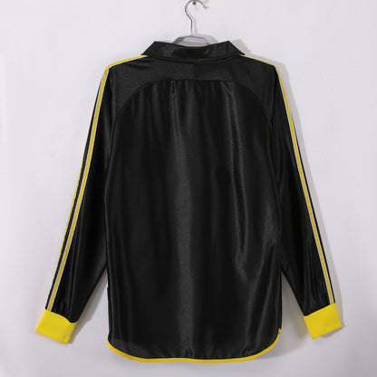 99/01 away retro football shirt