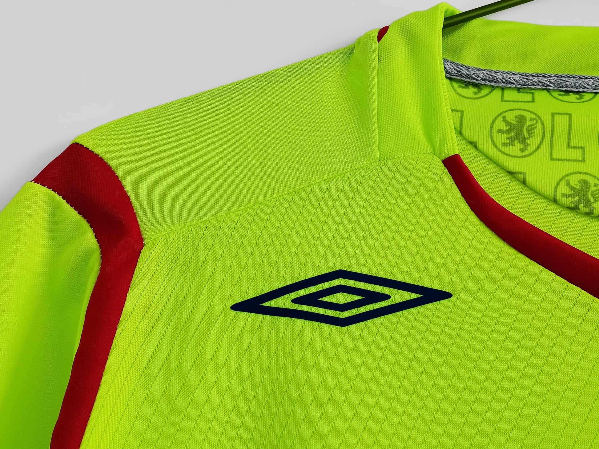 08/09 third retro football shirt