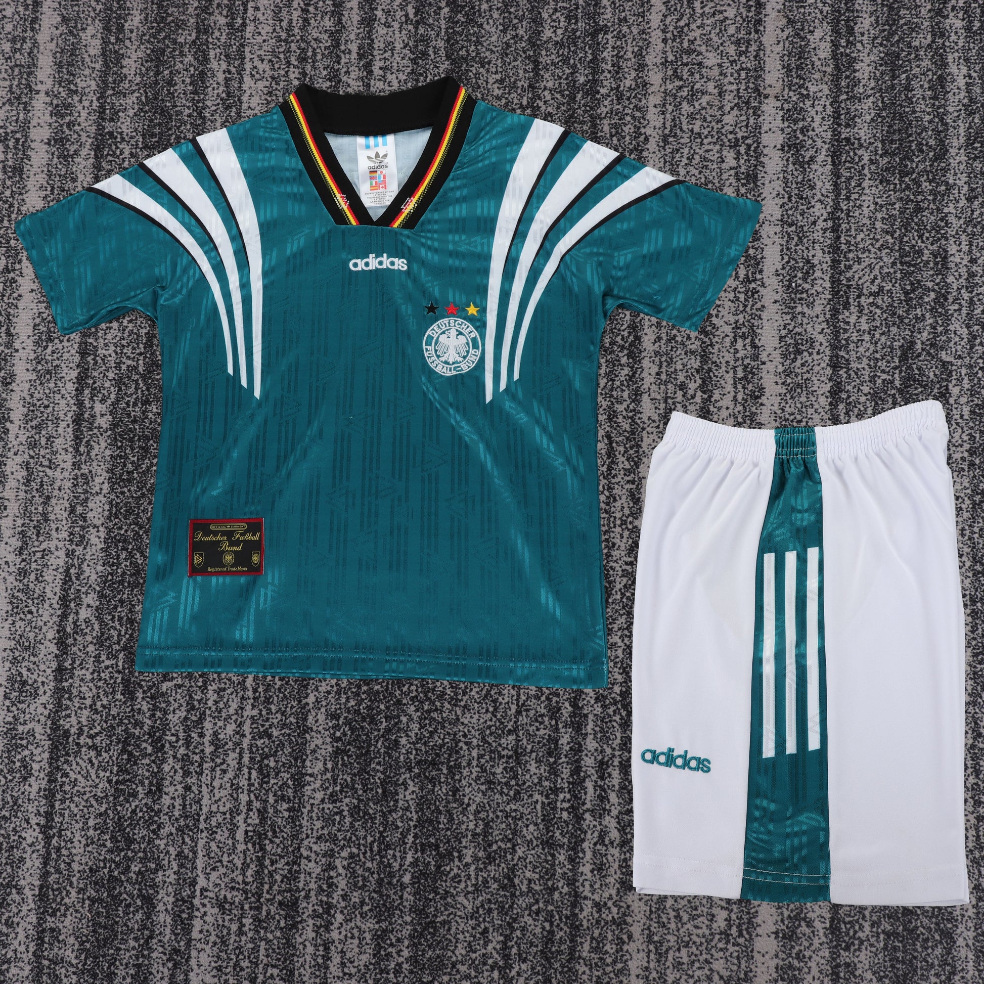 1996 children's away football jersey