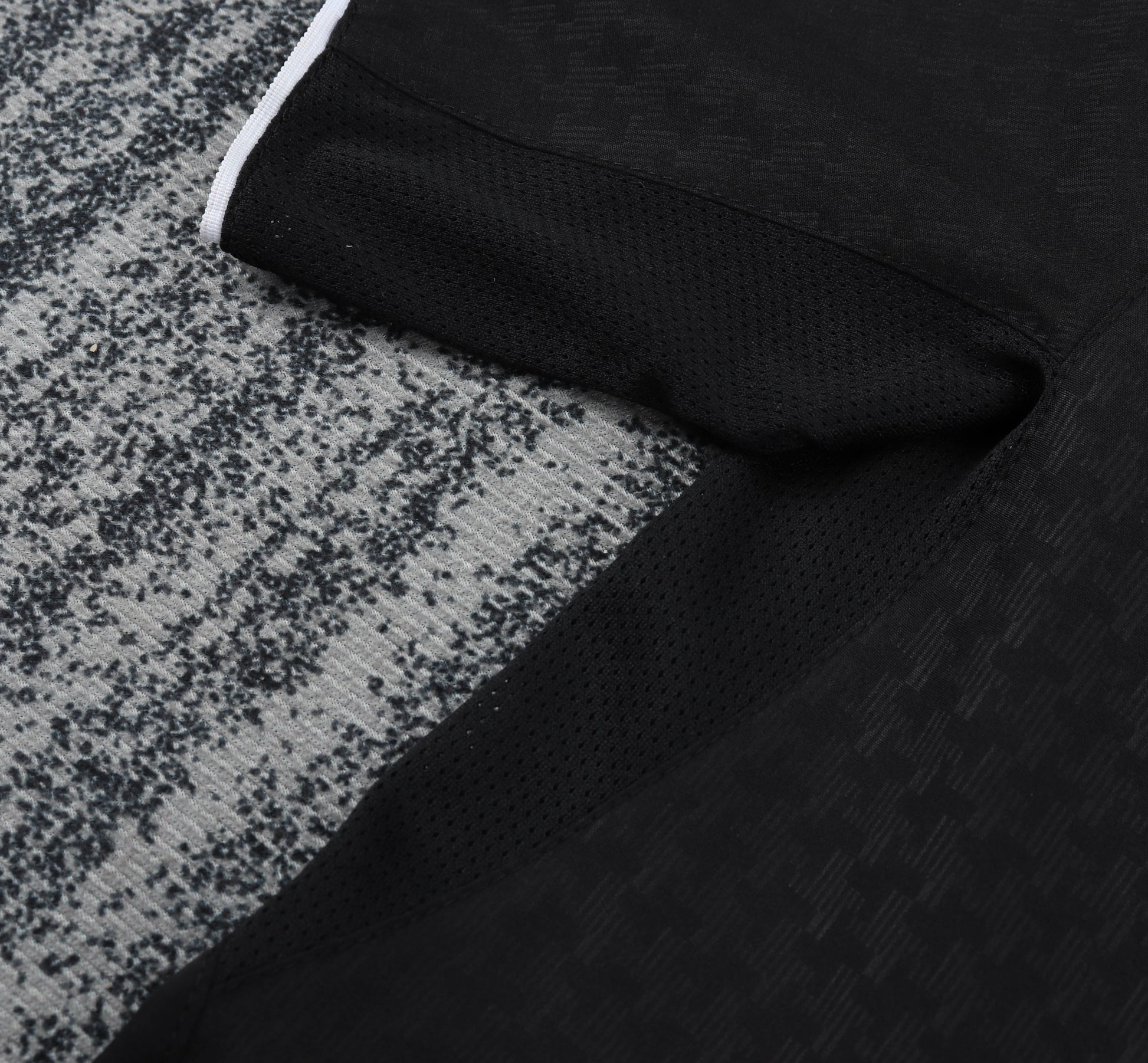 03/04 children's away football jersey