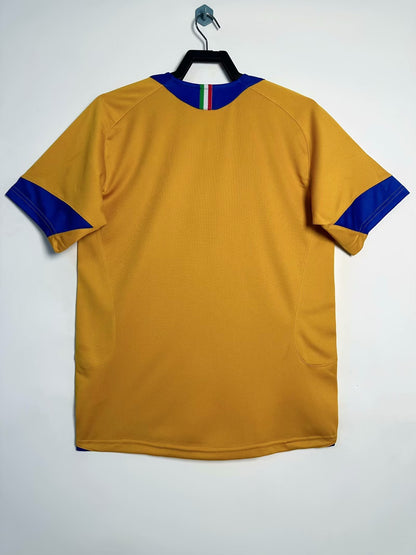 05/06 third retro football shirt