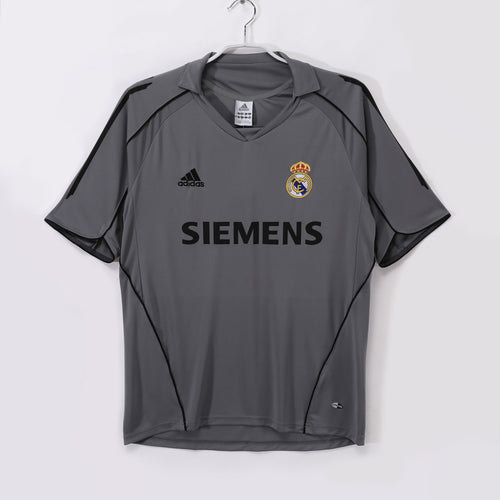 05/06 third retro football shirt