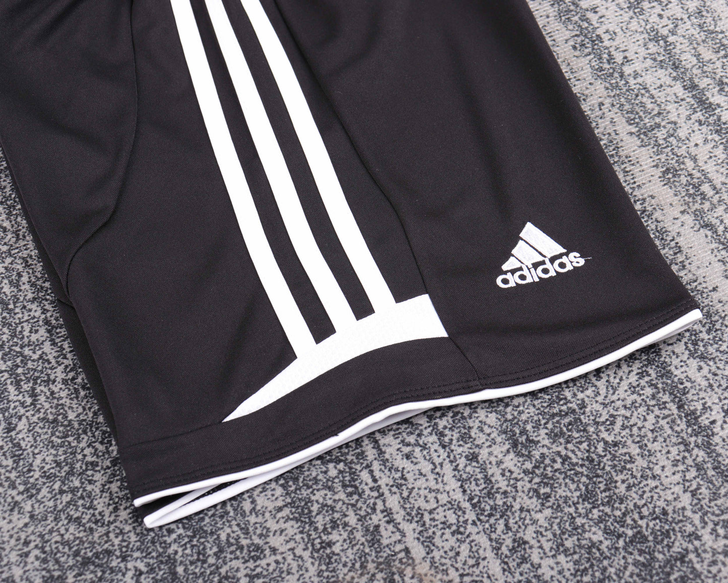 06/07 children's away football jersey