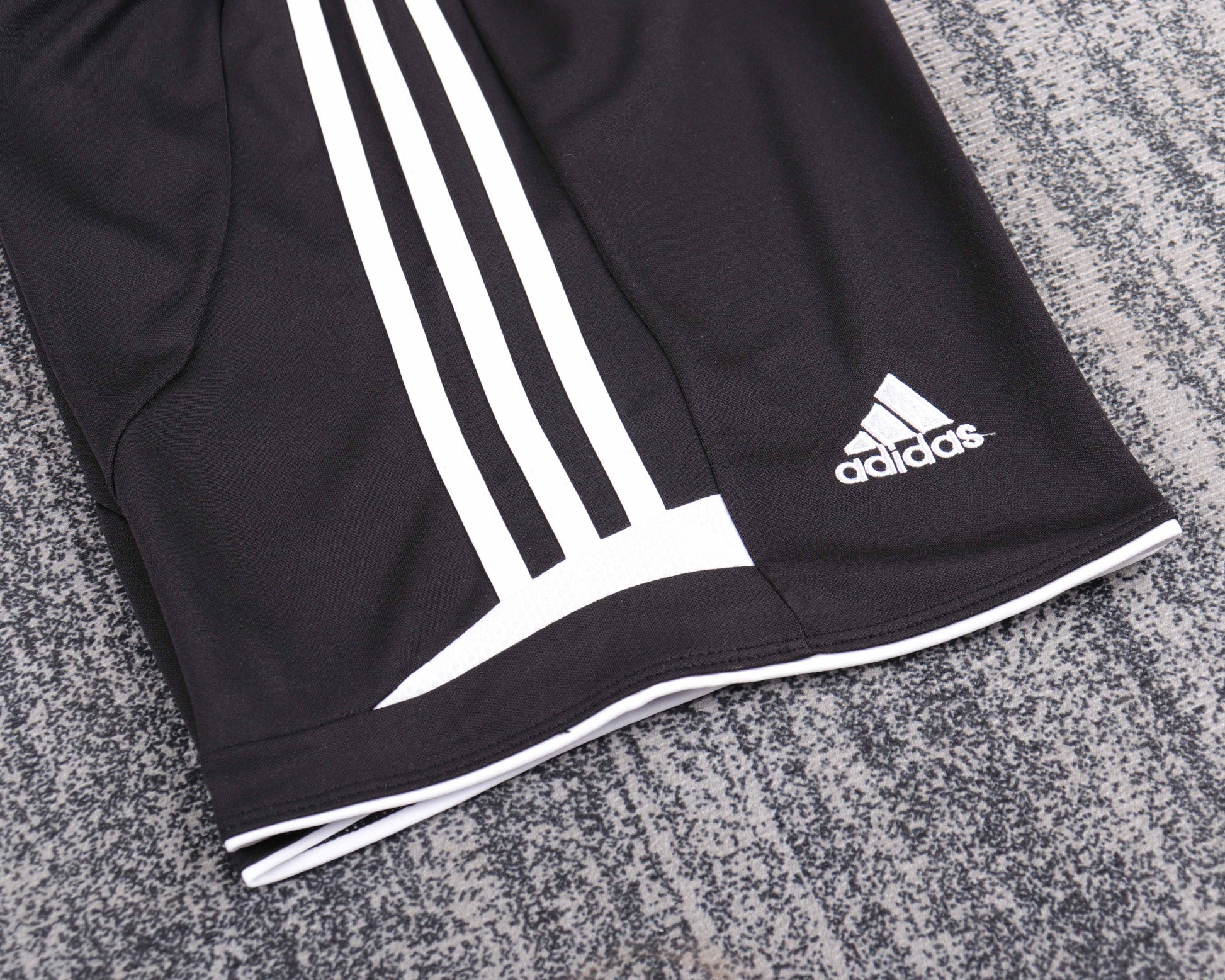 06/07 children's away football jersey
