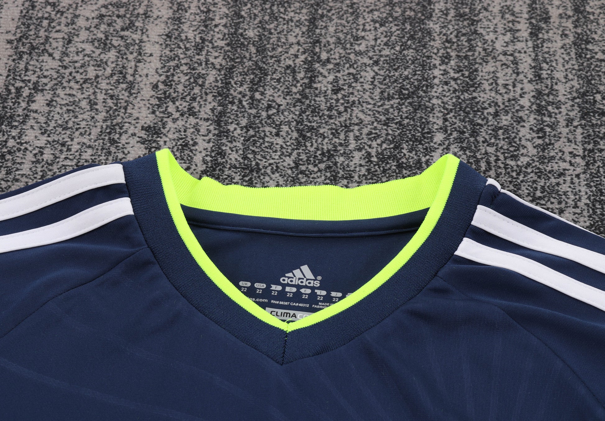 10/11 children's away football jersey