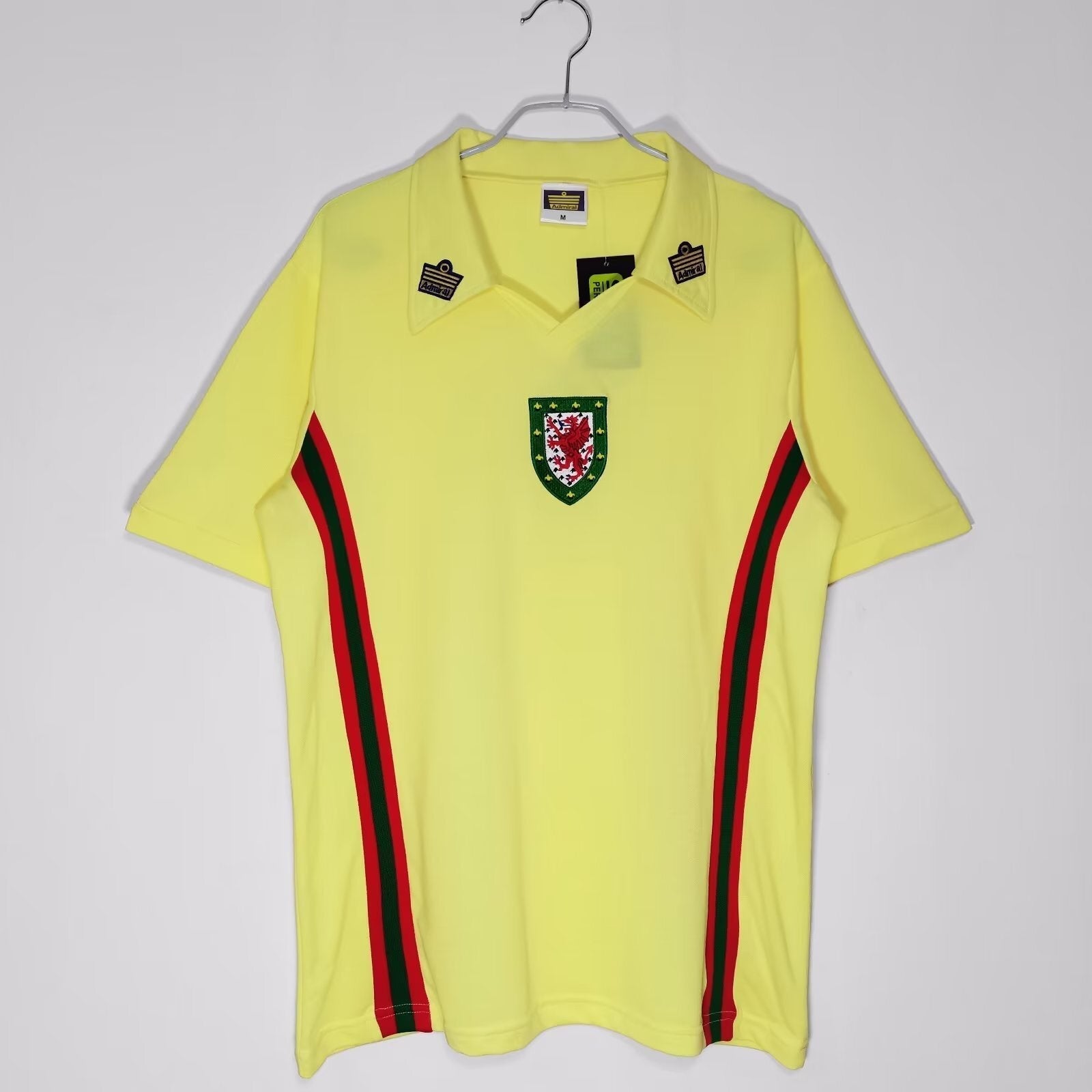 1976 away retro football shirt