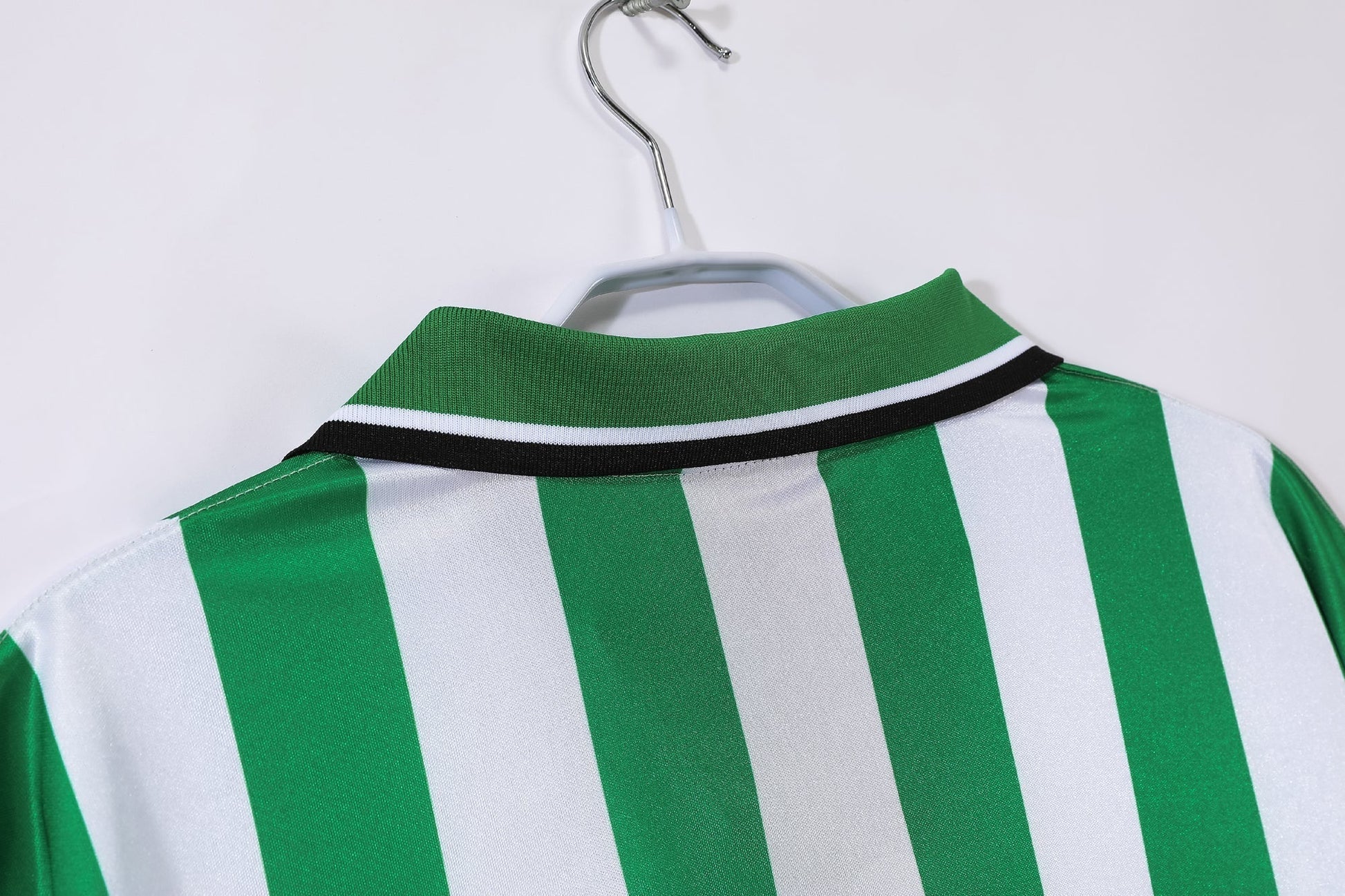 99/00 home retro football shirt