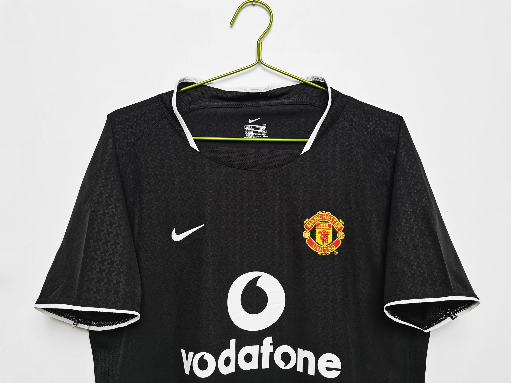 2003/04 away retro football shirt