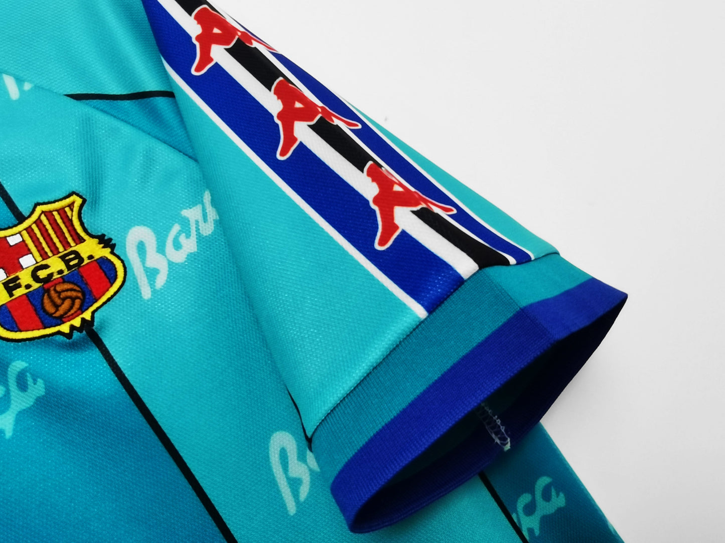 1995 away retro football shirt
